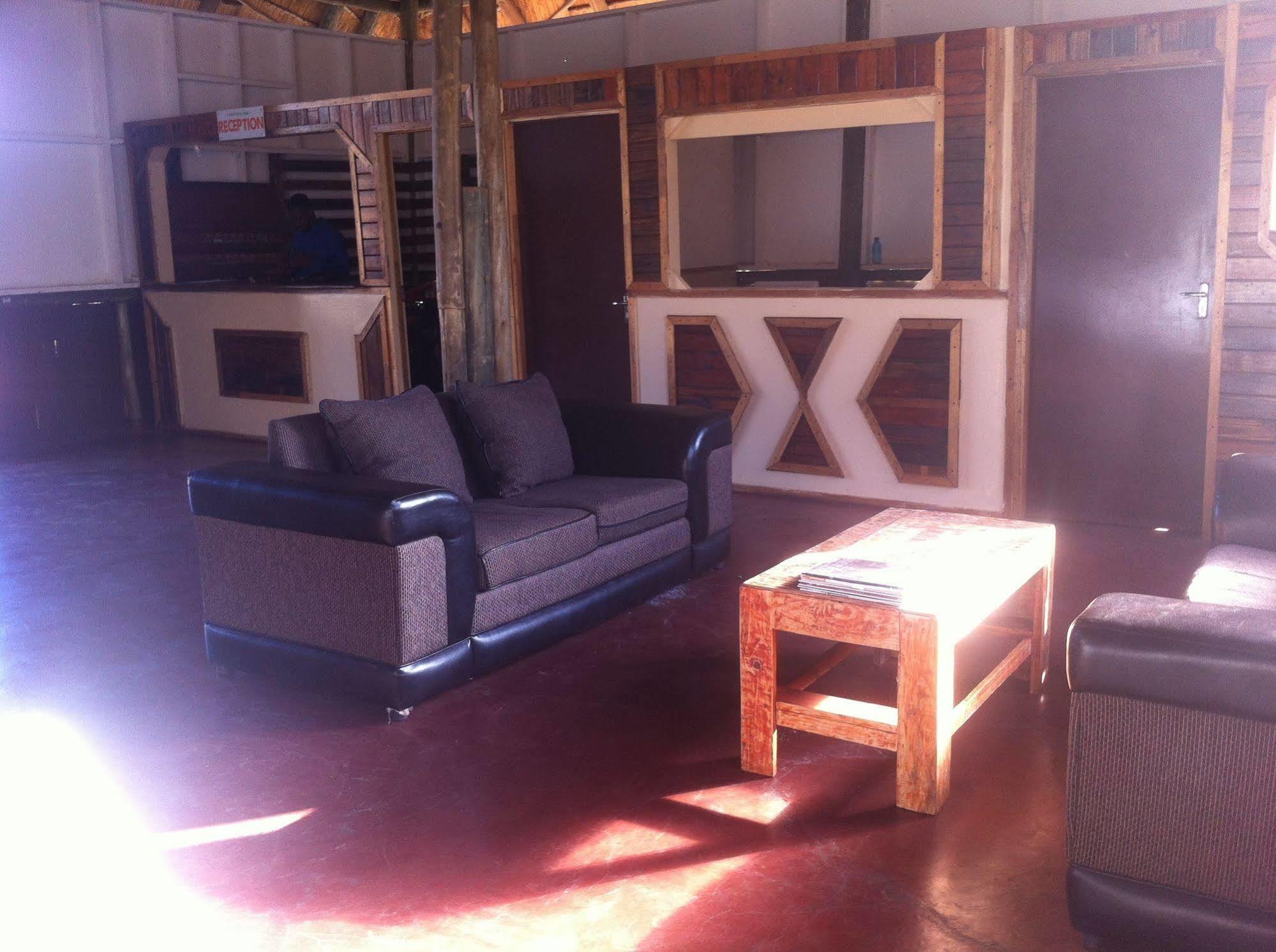 Lion Roars Lodge Lesoma Εξωτερικό φωτογραφία